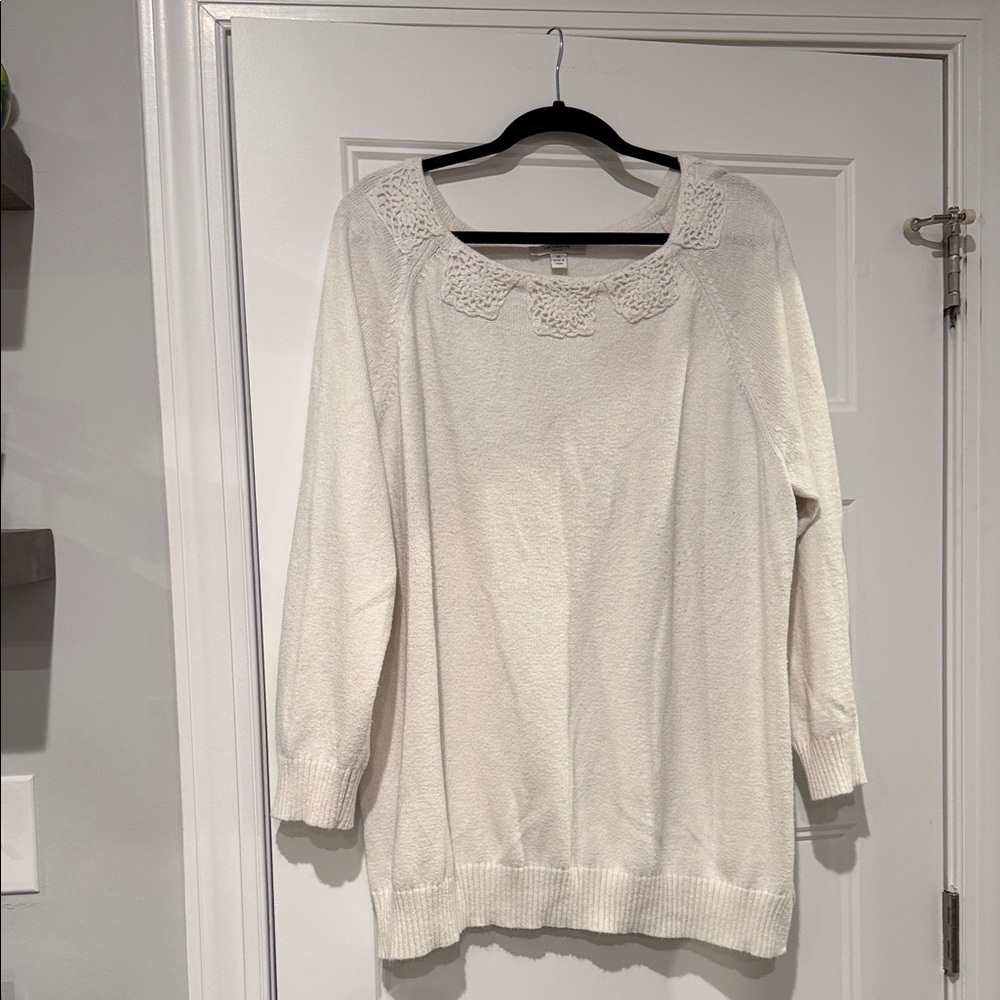 Liz Claiborne Cream Women's Sweater